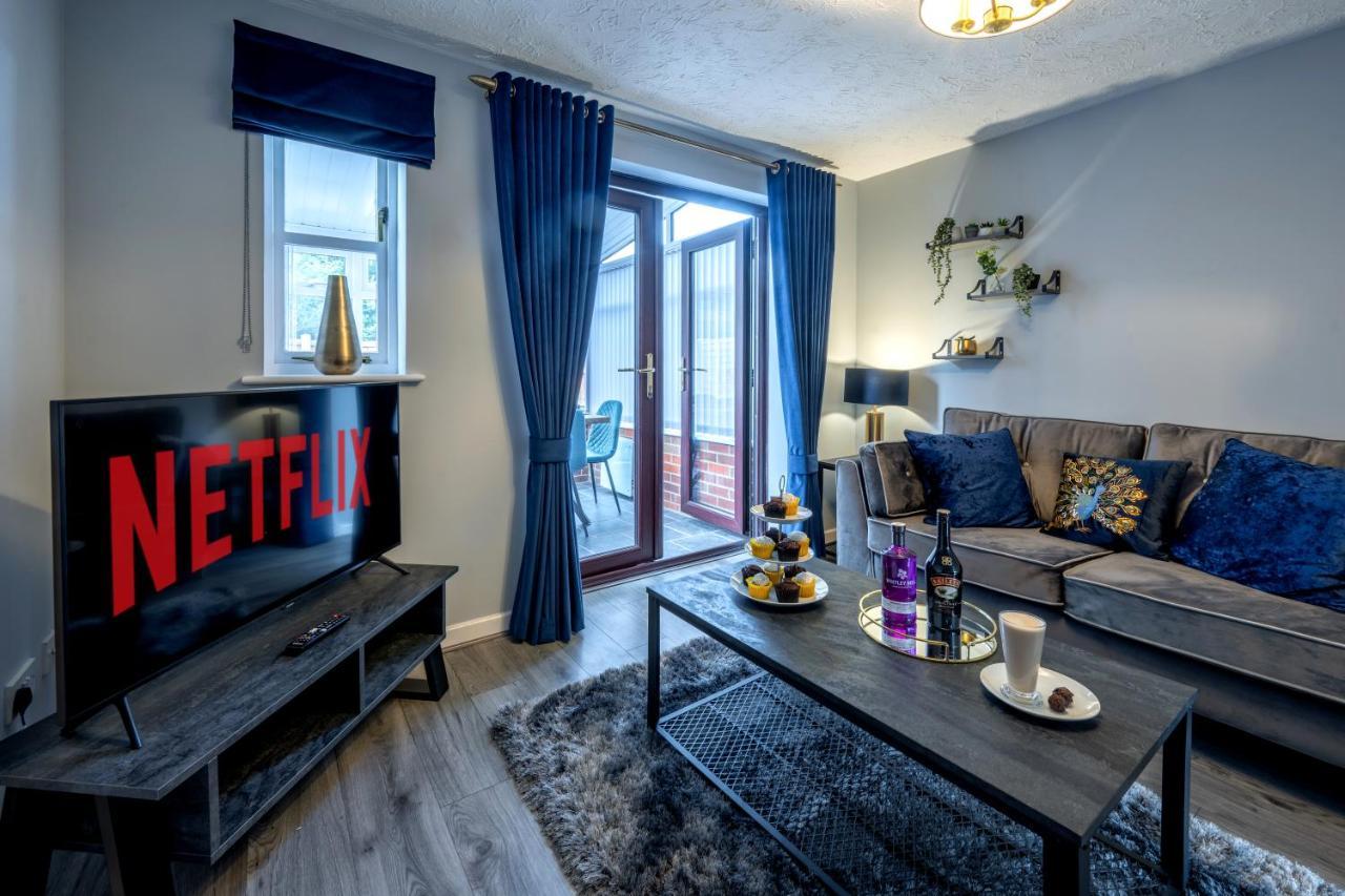 Yew Tree House Contractor / Family Home Free Netflix Fast Wifi Near Dudley/Birmingham Cradley Heath Zewnętrze zdjęcie