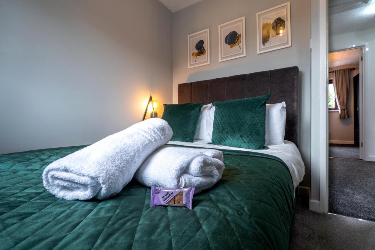 Yew Tree House Contractor / Family Home Free Netflix Fast Wifi Near Dudley/Birmingham Cradley Heath Zewnętrze zdjęcie