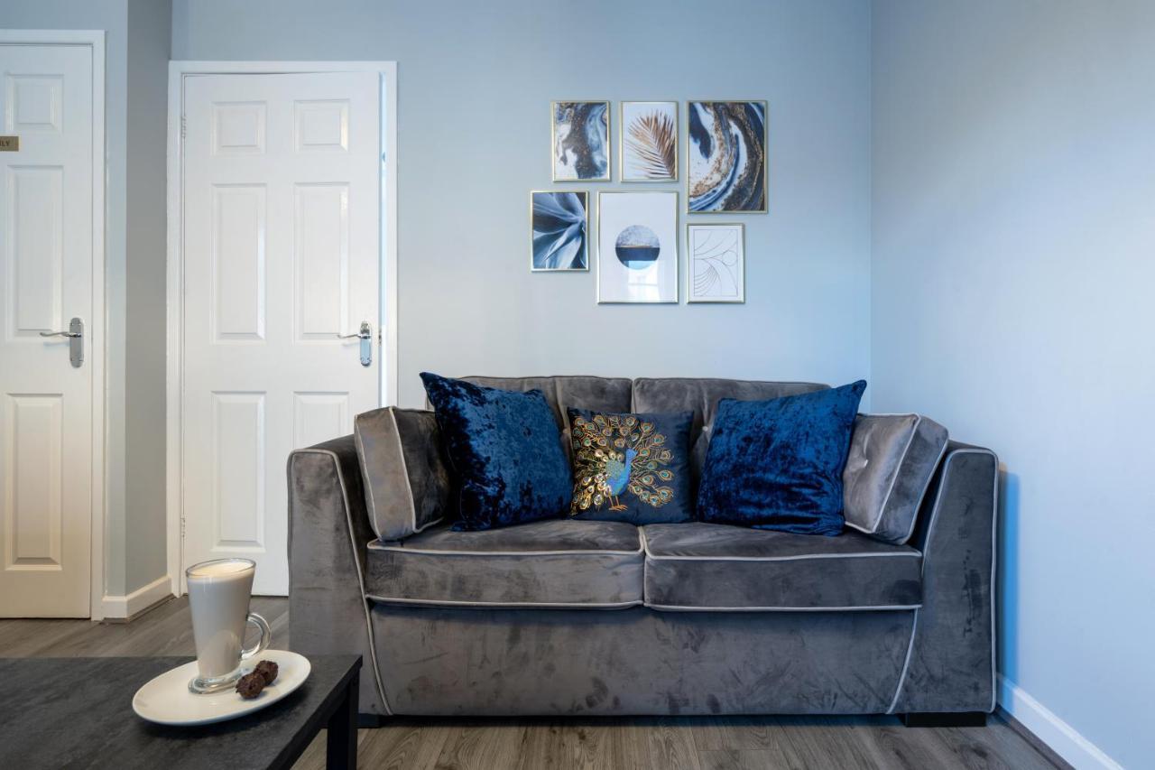 Yew Tree House Contractor / Family Home Free Netflix Fast Wifi Near Dudley/Birmingham Cradley Heath Zewnętrze zdjęcie