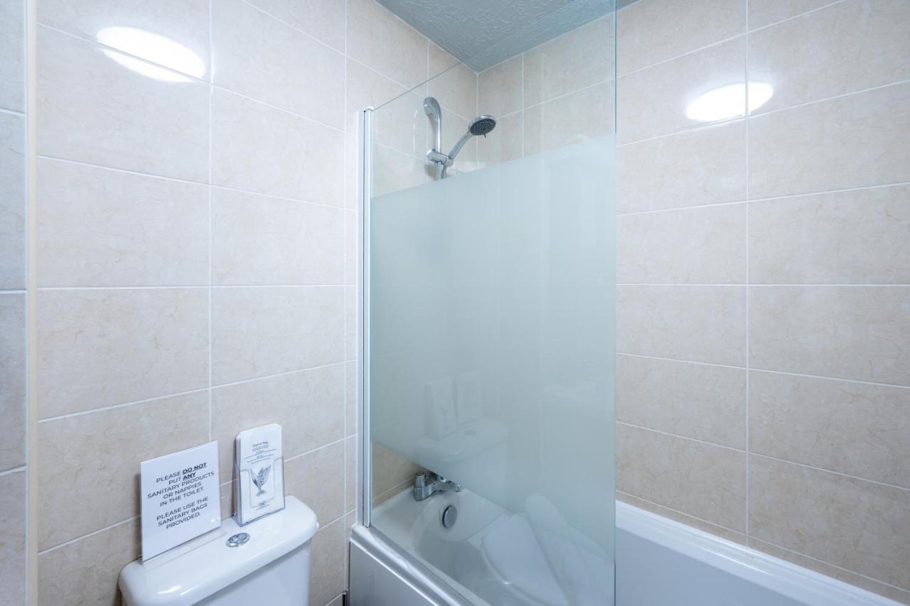 Yew Tree House Contractor / Family Home Free Netflix Fast Wifi Near Dudley/Birmingham Cradley Heath Zewnętrze zdjęcie