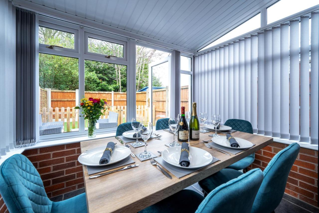 Yew Tree House Contractor / Family Home Free Netflix Fast Wifi Near Dudley/Birmingham Cradley Heath Zewnętrze zdjęcie