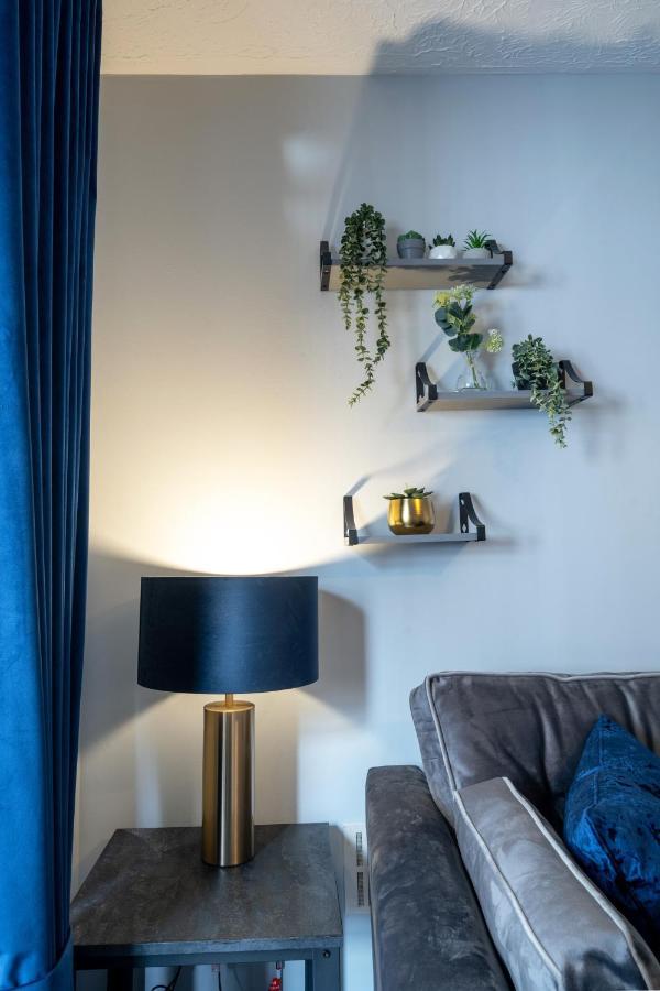 Yew Tree House Contractor / Family Home Free Netflix Fast Wifi Near Dudley/Birmingham Cradley Heath Zewnętrze zdjęcie